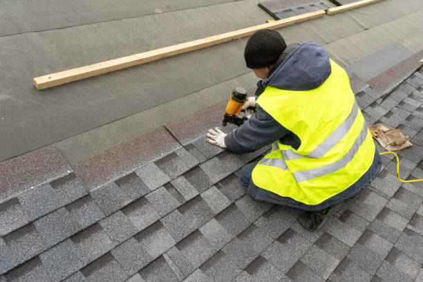 Best Emergency Roof Repair  in Shoreline, WA